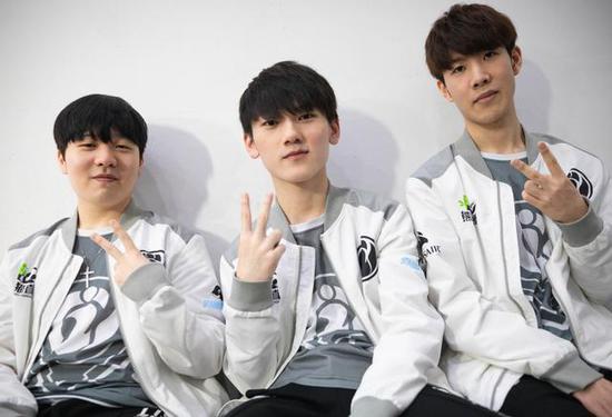 十一月热门视频游戏推荐与精彩回顾